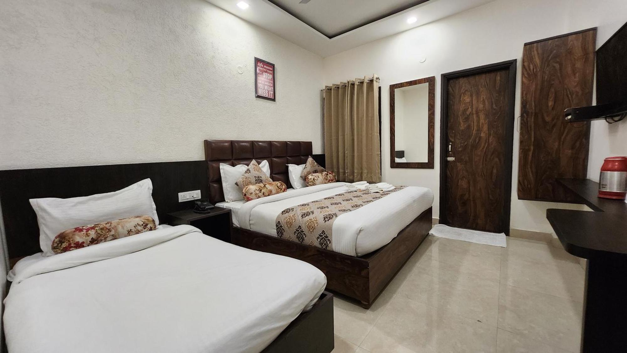 Hotel Krishna'S Near Golden Temple Amritsar Luaran gambar